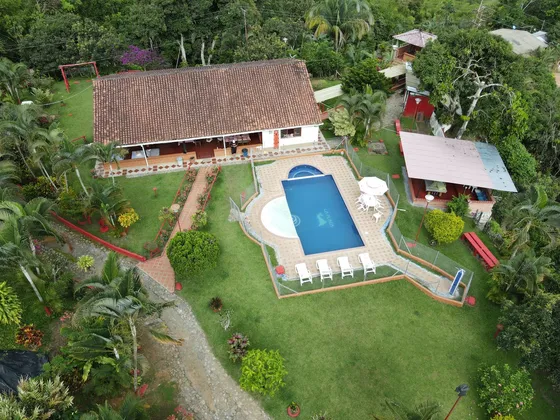 Casa Campestre En Venta Sector Las Margaritas Palestina  (279061669).
