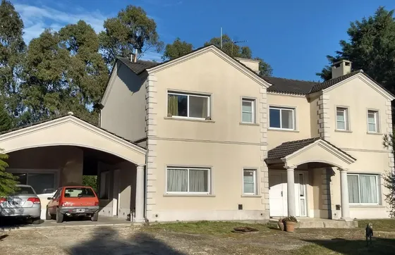 Venta Casa 7 Ambientes Con Jardin En Echeverria Del Lago