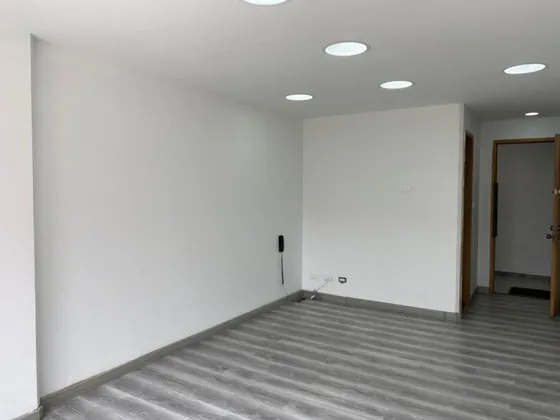 Oficina En Arriendo/venta En Chicó Norte. Cod V12614