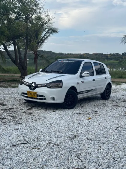 Renault Clio Style 1.2 Night & Day