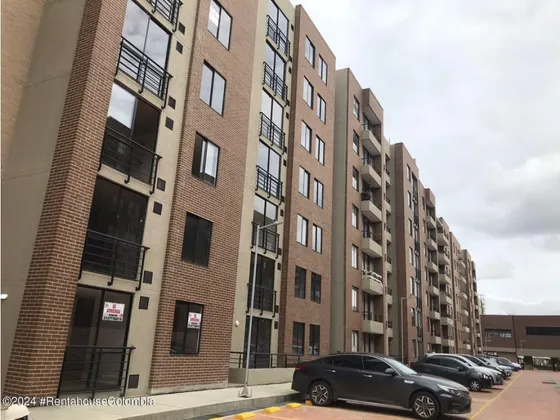 Apartamento En  Las Villas Rah Co: 25-550