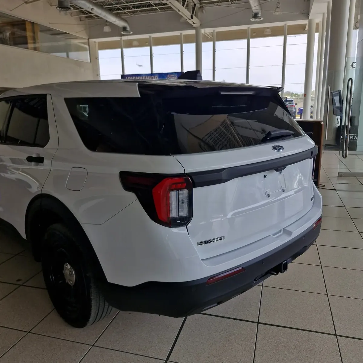 Ford Explorer 2025 Police Interceptor Híbrida Awd