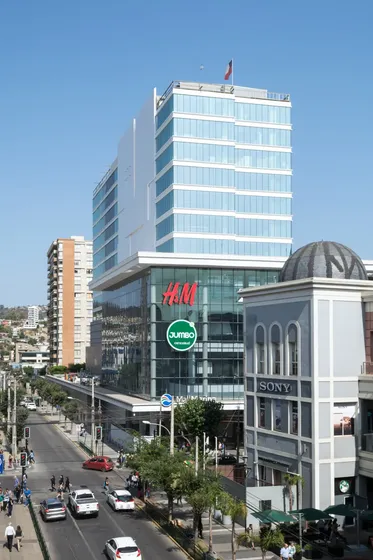 Arriendo Oficina De 140 M2 En Mall De 15 Norte En Viña