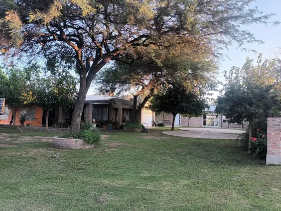 Casa Quinta En Venta La Para Zona Rural    