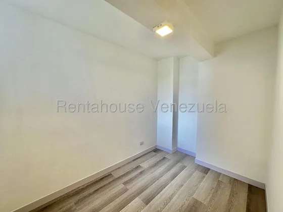 Apartamento En Alquiler Colinas De La Tahona 