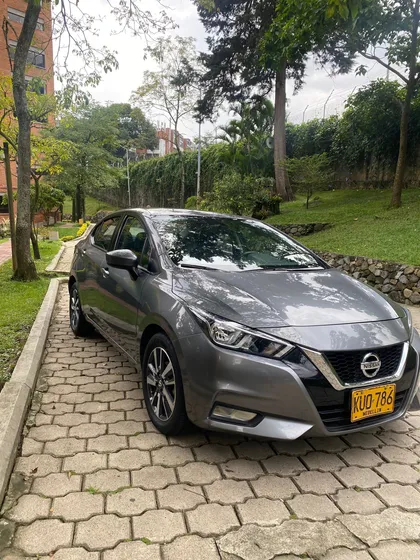 Nissan Versa 1.6 Advance