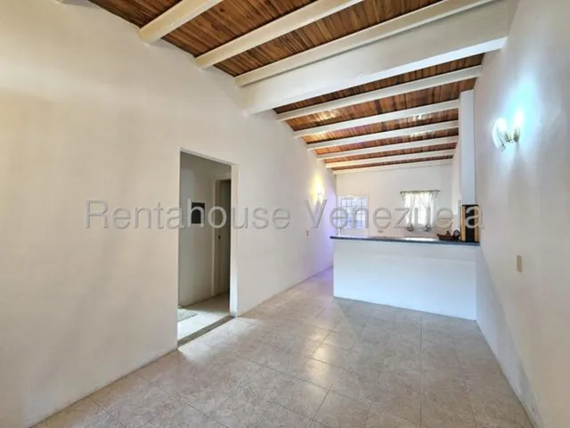 Milagros Inmuebles Casa Venta Cabudare Lara Av Intercomunal Barquisimeto Acarigua Roca Terra Economica Residencial Economico Código Inmobiliaria Rent-a-house  25-14933