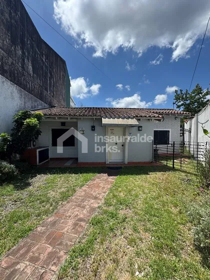 Venta Casa Apto Profesional En Las Lomas De San Isidro Para Refaccionar