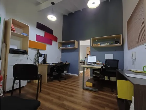 Venta De Casa En Conquistadores, Ideal Para Airbnb U Oficinas 
