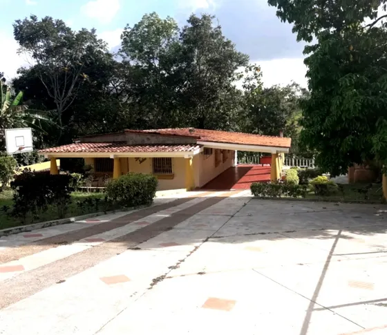 Casa Al Estilo Campestre En Chirgua En Venta - Inmobiliaria Maggi 1192.