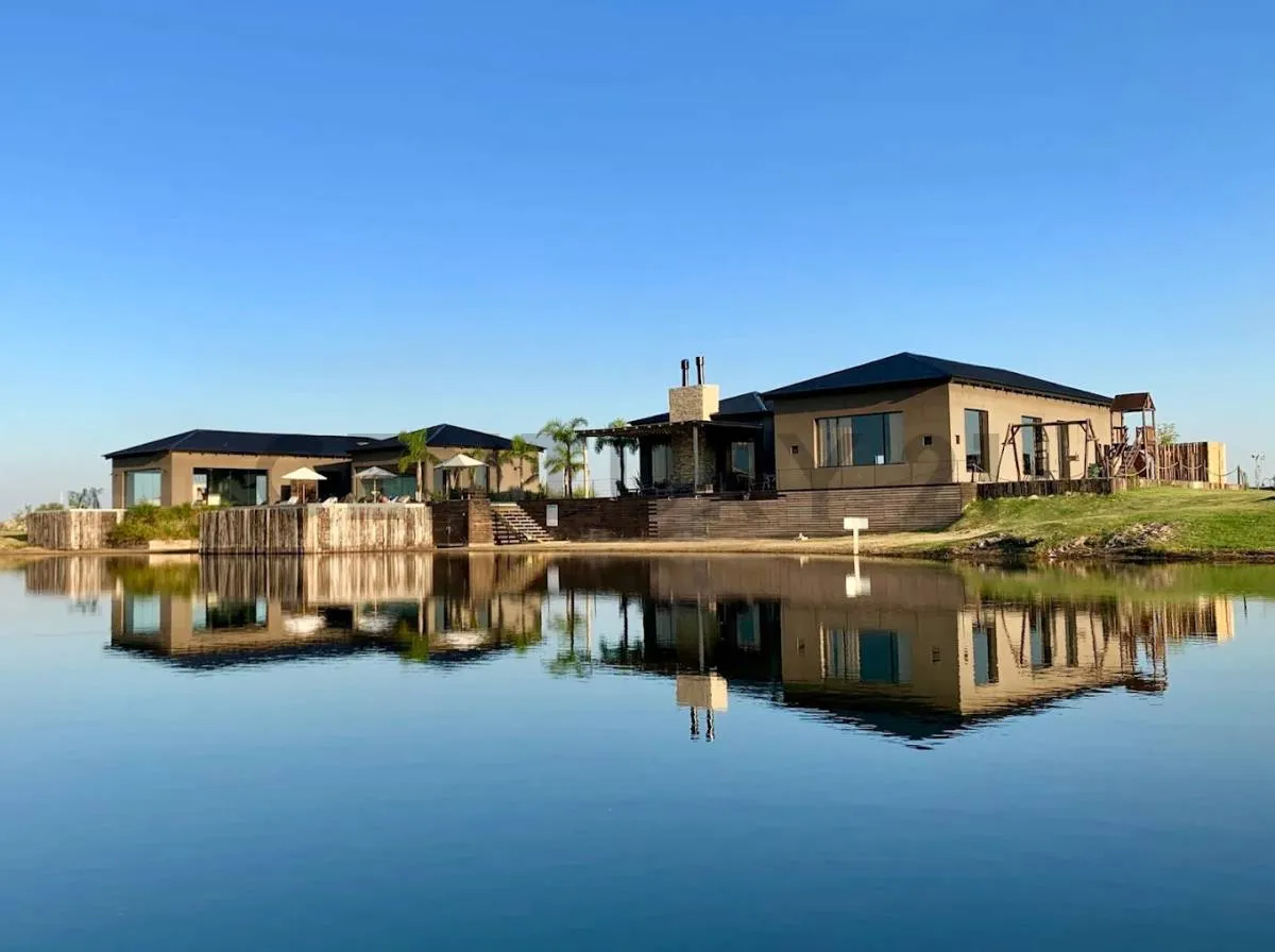 Lot for Sale at the Lagoon in El Naudir, Aguas Privadas.