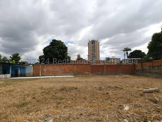 Terreno Extenso En Venta Con Galpon De Oportunidad La Coromoto Maracay A Pocos Metros De La Avenida Bolivar Negociable Kg: