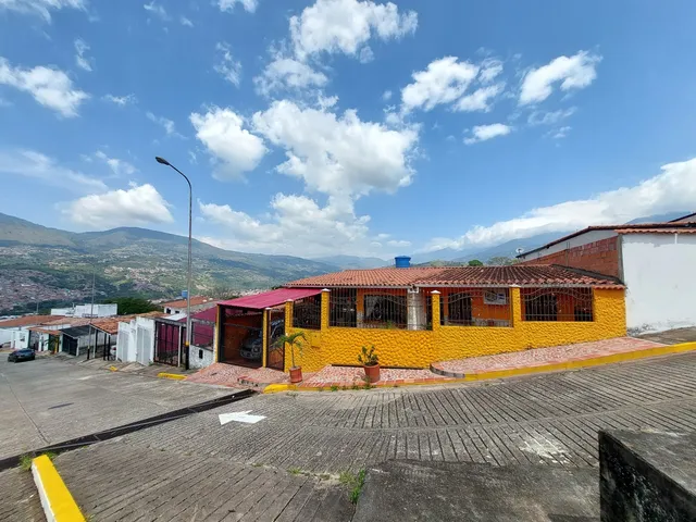 Venta Casa En La Urbanización Limorantino Altos De Gallardin