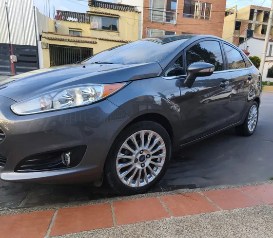 Ford Fiesta 1.6 Sportback Titanium
