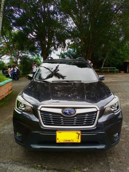 Subaru Forester 2.0 Cvt Premium