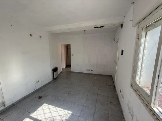 Ph De Dos Dormitorios Con Patio En Ampliación Pueyrredón (apto Crédito)