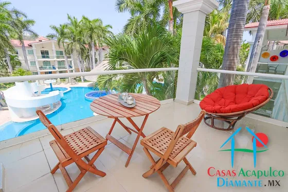 Cad Diamante Lakes Rubí 319. Terraza Con Vista A La Alberca Y Áreas Comunes