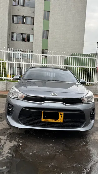Kia Rio 1.4 Zenith Hb 4 P