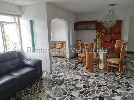 Apartamento En Alquiler Colinas De Santa Monica Mls #25-23716