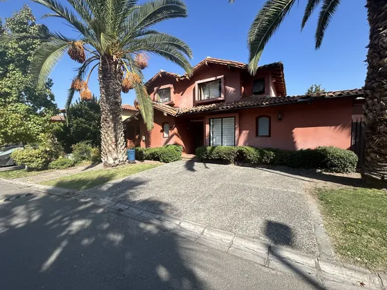 Casa 5d 4b En Altos Del Valle | Piscina, Jacuzzi Y Quincho