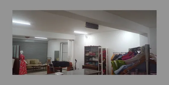 Edificación Para Uso Omercial Y Residencial, Se Vende Con Terreno Adyacente De 76m2
