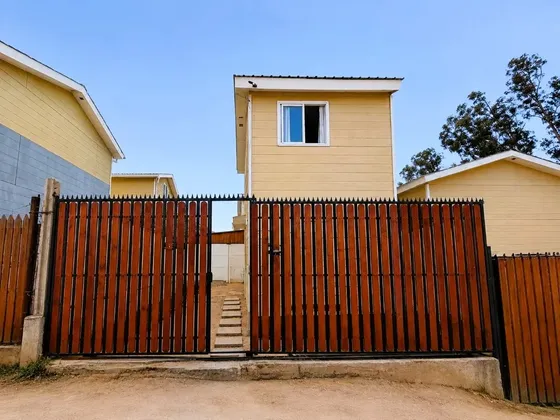 Venta De Propiedad Independiente En Villa Quillay