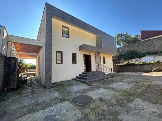 Espaciosa Casa En Lomas De San Andrés, Concepción
