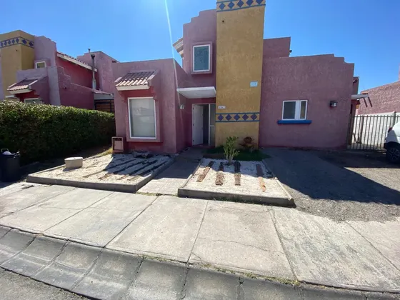 Se Vende Hermosa Casa En Condominio Parque Balmaceda -calama