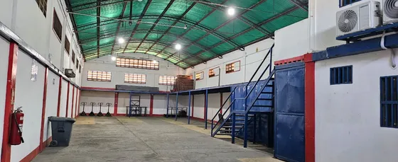 Galpon En Venta Sector Sierra Maestra Puerto La Cruz 