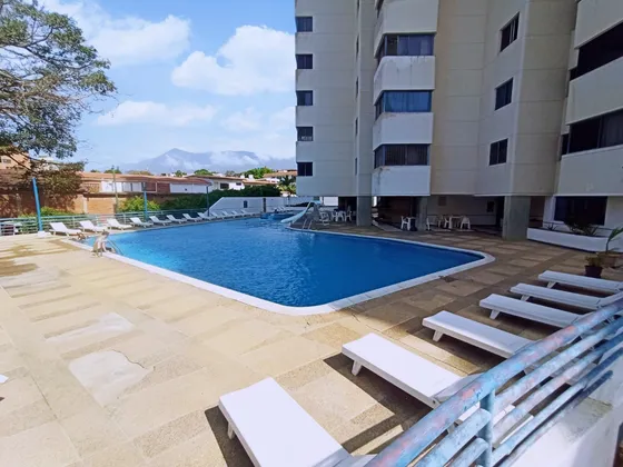 Apartamento En Venta Playa Grande #25-19826 Johana Blanco 