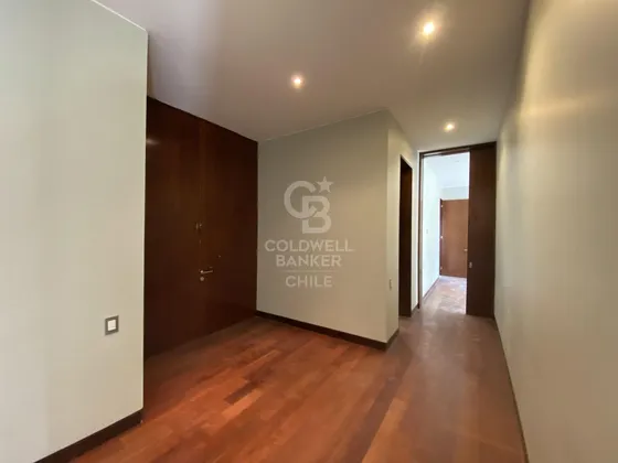 Exclusivo Departamento De Lujo En Complejo Privado