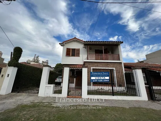 Casa En Venta En Ituzaingo