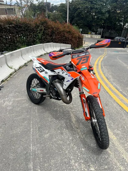 Ktm 125 Sx  Modelo:2023 Horas: 247 Horas.
