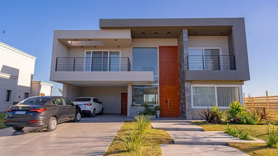 Alquiler Casa 5 Ambientes Terralagos