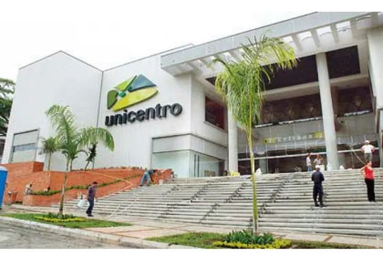 Venta Local Acreditado En El Centro Comercial Unicentro 