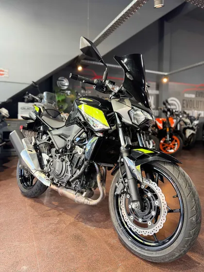 Kawasaki Z400 *impecable*