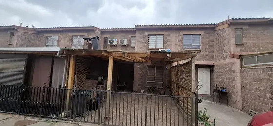 Gran Propiedad A Pasos De Metro Lo Cruzat. Quilicura