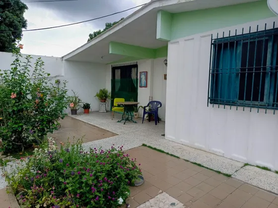 Lisbeth Garcia Bienes Raices Vende Casa En La Urb. Fundacion Mendoza, Maracay