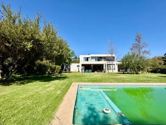 Chicureo, Condominio Cerrado, 4d+4b+servbicio