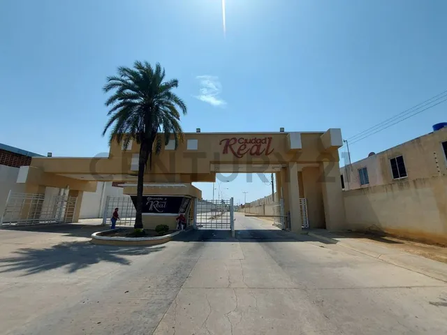 Th Obra Terminada En Ciudad Real - Villa Mongas En Venta