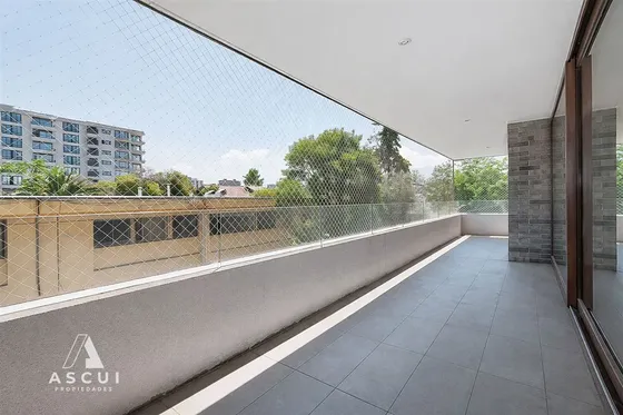 Departamento En Venta De 4 Dorm. En Las Condes