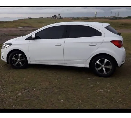 Chevrolet Onix 1.4 Ltz 98cv