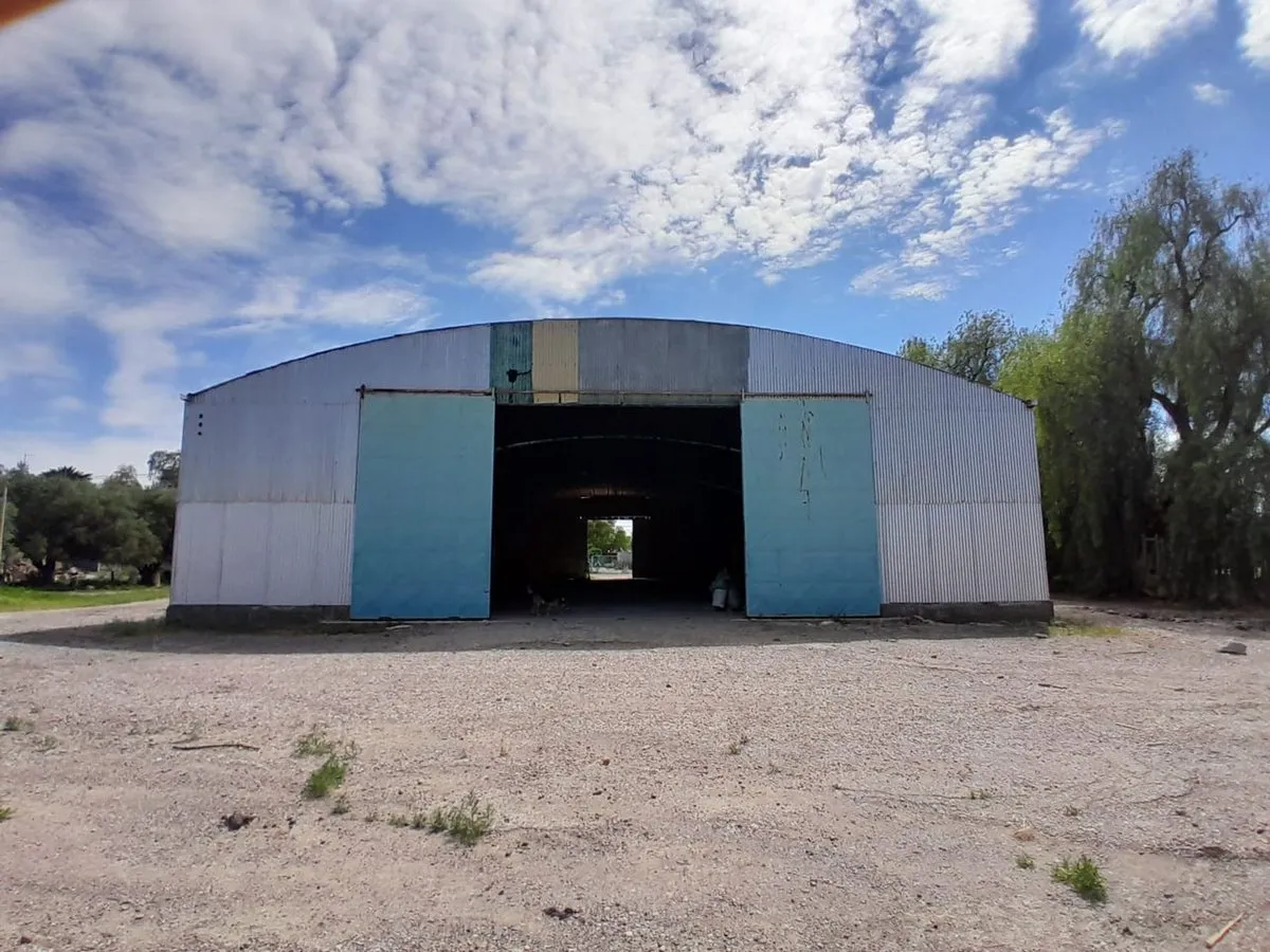 Alquiler Galpón 800m2 Sobre Calle 5 Y Rn 40.pocito