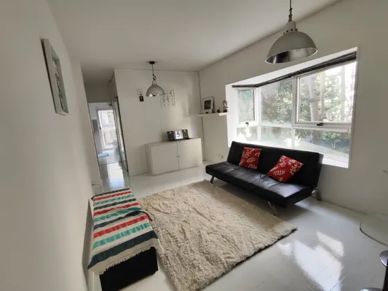 Dos Ambientes Con Amenities Y Cochera En Belgrano