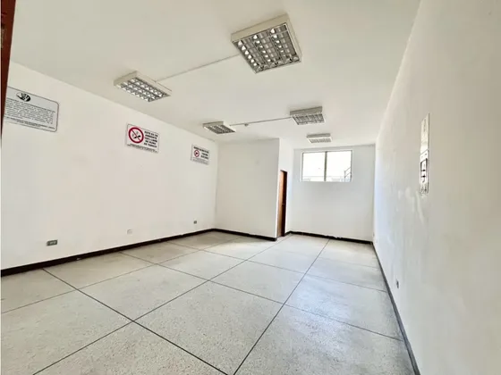 Alquiler De Oficina | Consultorio En Zona Industrial Valencia.