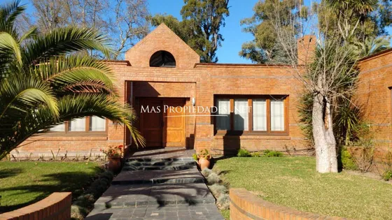 Casa En Venta En Guillermo E Hudson El Carmen 