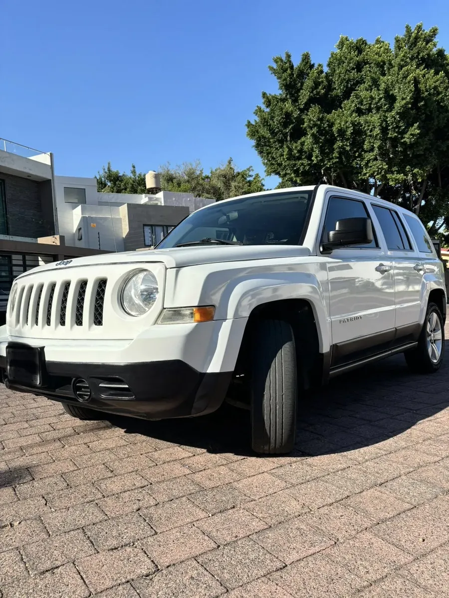 Jeep Patriot 2.4 Sport CVT