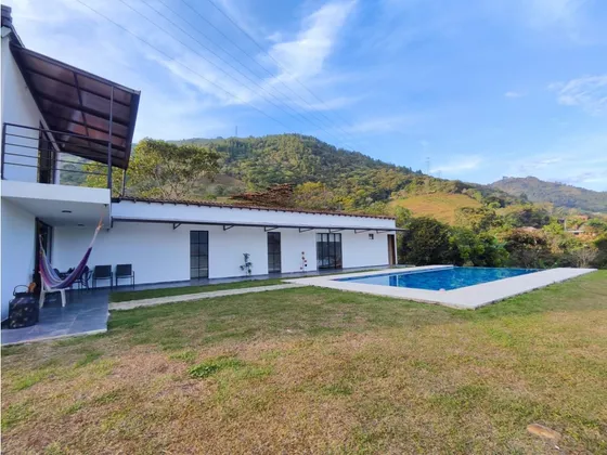 Venta De Finca La Calda, Popalito, Barbosa