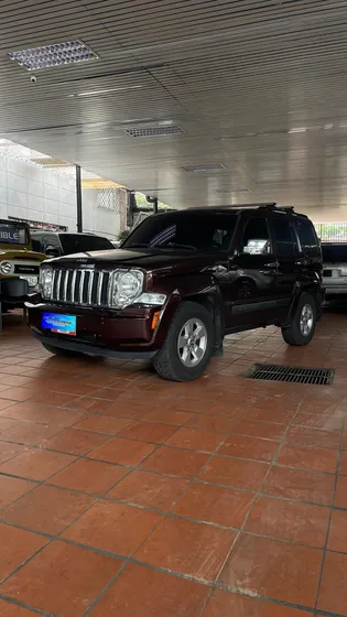 Jeep Kk Automática 4x4