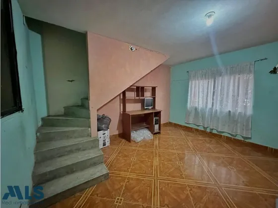 Casa-lote En Venta Boston Medellin Antioquia(mls#249697)